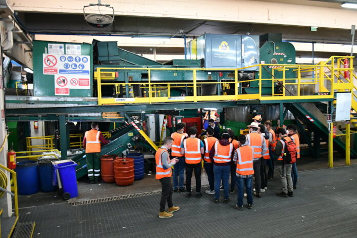 Comunicato Battipaglia - Lo Spazzatour presso la Nappi Sud26