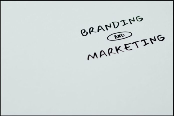 Recensioni e brand reputation: come promuovere un'attività