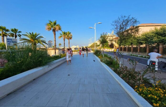 Il lungomare di Cattolica rinasce grazie a un progetto campano: "Grazie a tutti i cittadini"